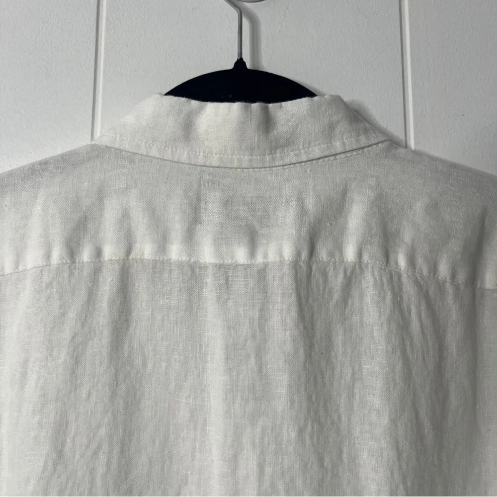 Banana Republic casual white